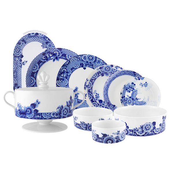 Blue Ming Dinner Set - 8 People