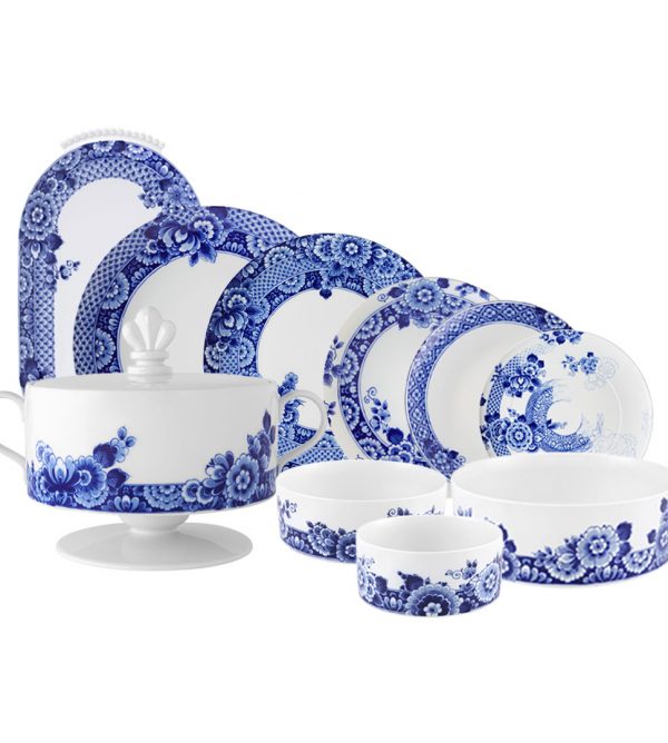 Blue Ming Dinner Set - 8 People